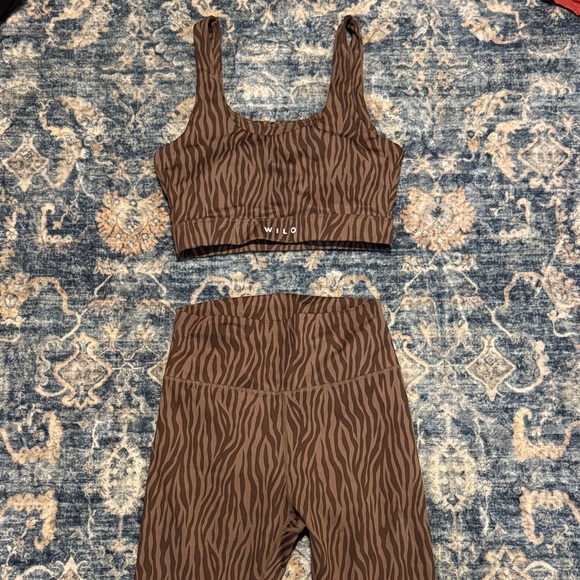 Wilo The Label Pants - Wilo Brown Zebra-Print High-Waist Leggings & Sports Bra Set